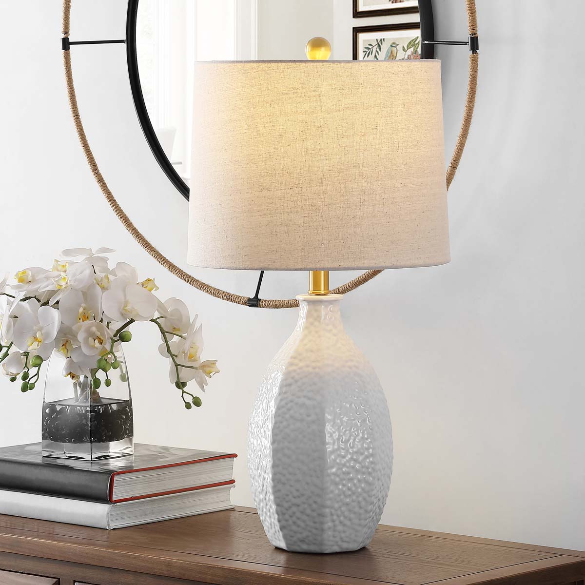 Barli Table Lamp | Safavieh - TBL4415